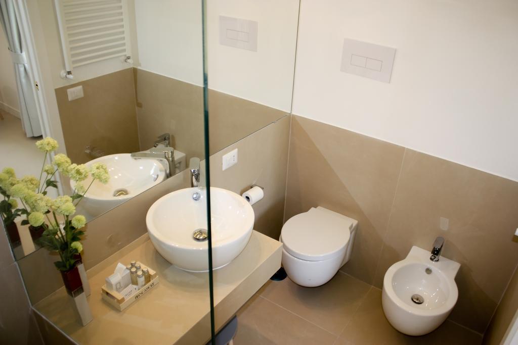 Starhost - Petit B&B Salerno Pokój zdjęcie